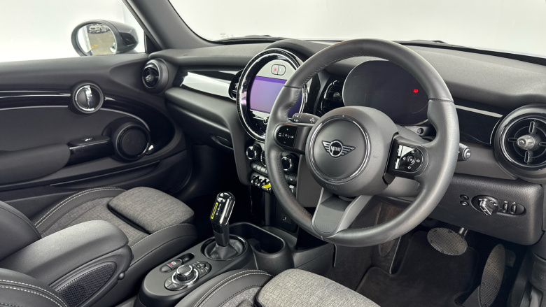 MINI Hatchback 135kW Cooper S Level 2 33kWh 3dr Auto Electric Hatchback